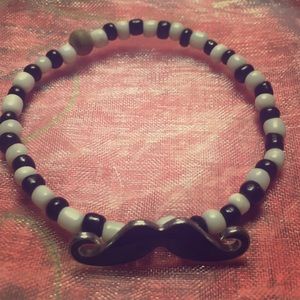 🌟BRAND NEW🌟 Unisex Mustache Bracelet
